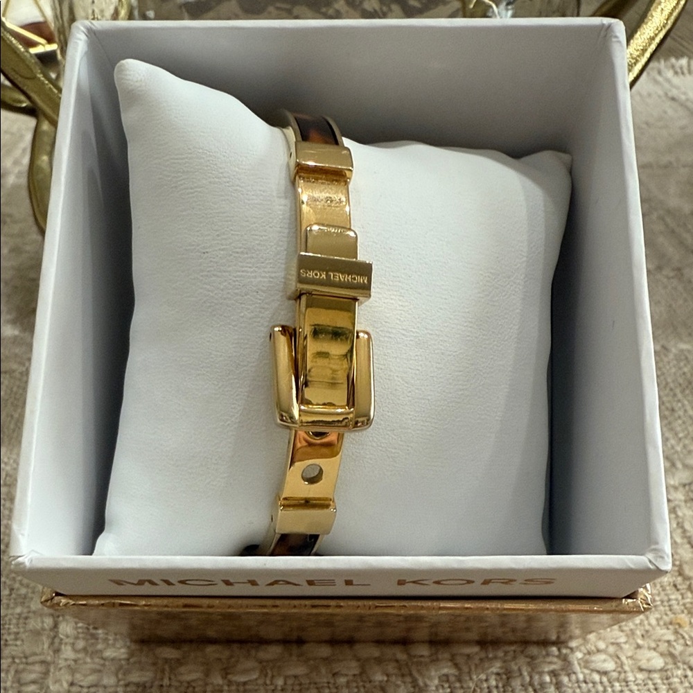 ✨ Michael Kors Gold and Brown Bangle ✨